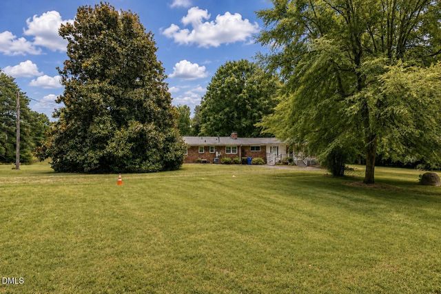 101 Ray Road, Chapel Hill, NC 27516