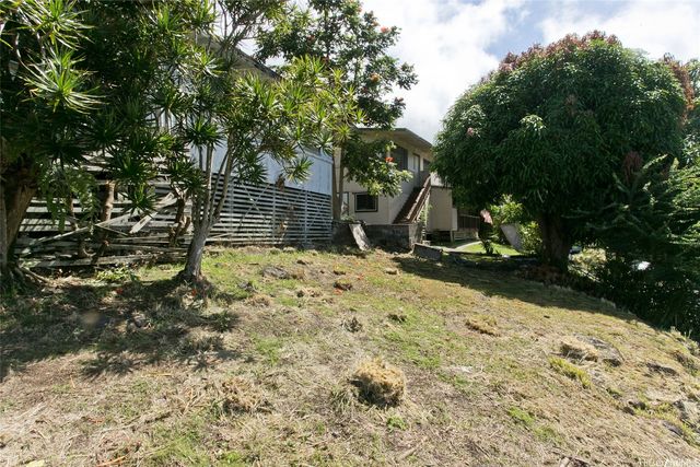 756 Iaukea Street, Honolulu, HI 96813