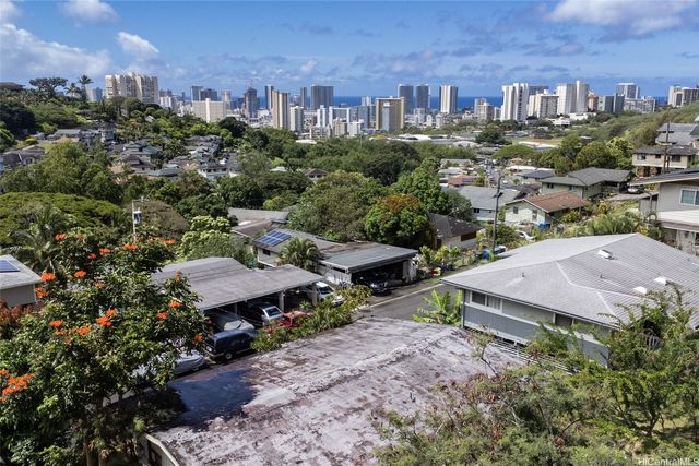 756 Iaukea Street, Honolulu, HI 96813