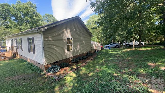 434 Mcalpin Lane, Taylorsville, NC 28681