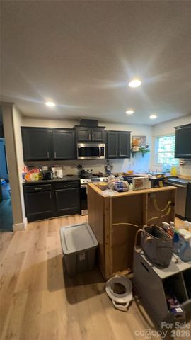 434 Mcalpin Lane, Taylorsville, NC 28681
