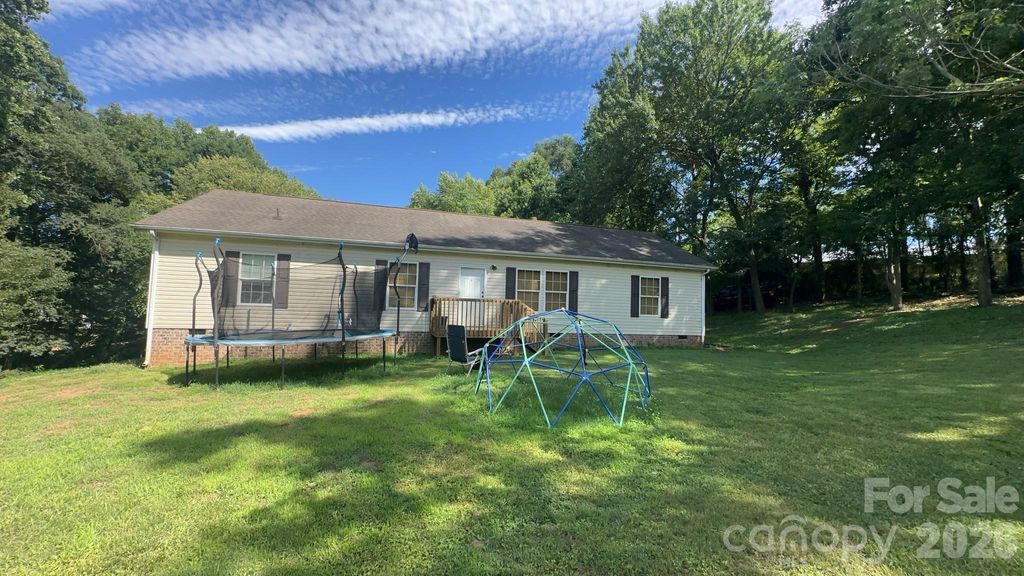 434 Mcalpin Lane, Taylorsville, NC 28681