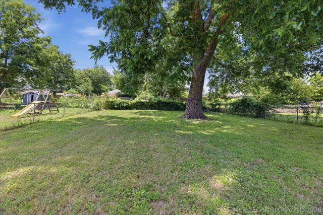 612 S Walnut Street, Sapulpa, OK 74066