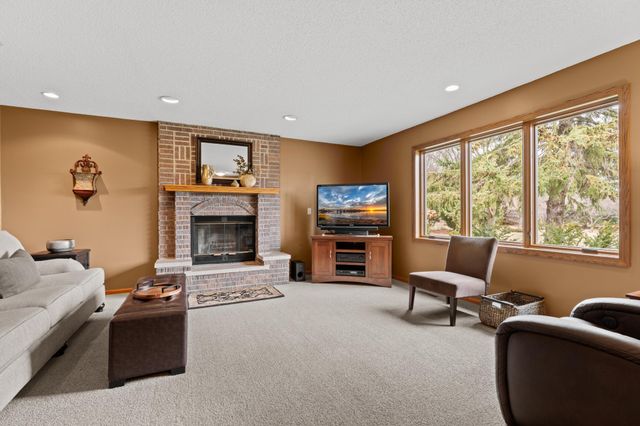 3680 Arlington Lane SE, Rochester, MN 55904