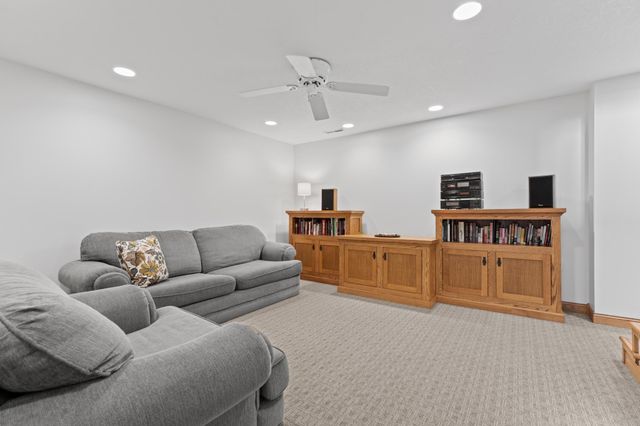 3680 Arlington Lane SE, Rochester, MN 55904