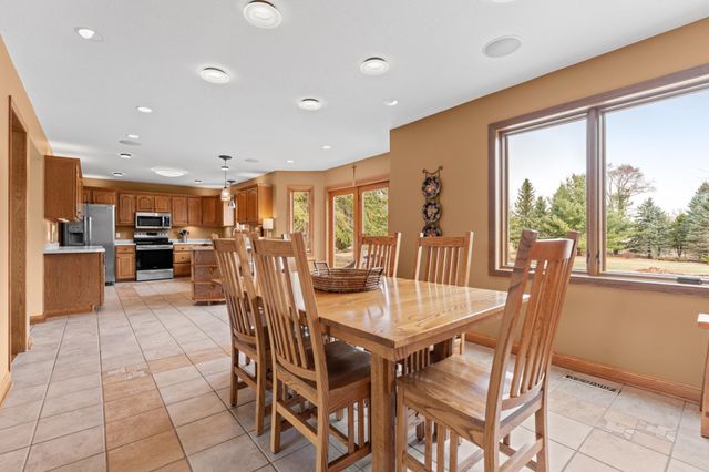 3680 Arlington Lane SE, Rochester, MN 55904