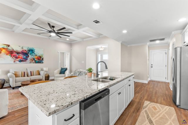 104 Sig Court, Kathleen, GA 31047