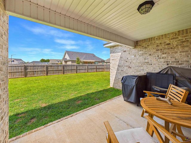 104 Sig Court, Kathleen, GA 31047