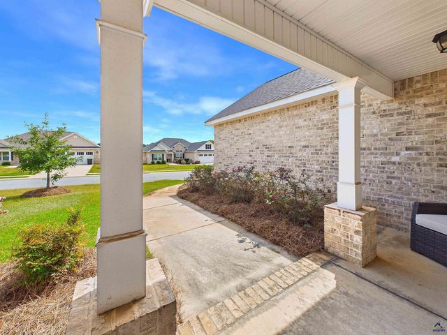 104 Sig Court, Kathleen, GA 31047