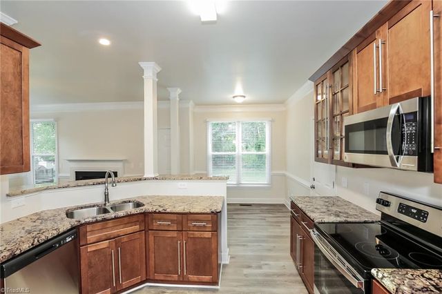 8 Brackenwood Court, Greensboro, NC 27407