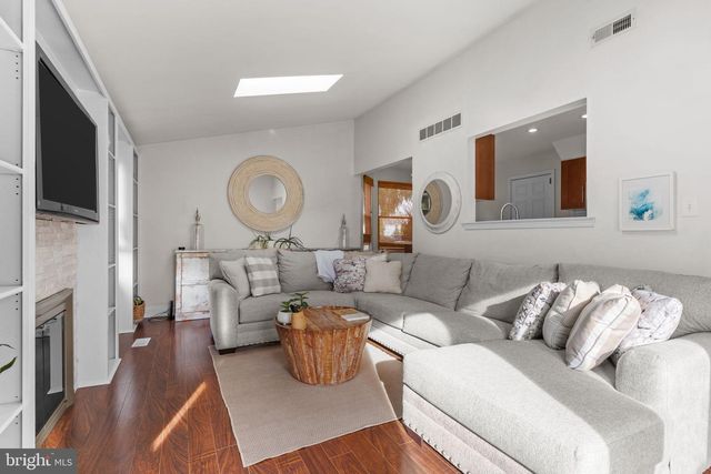 105 S TIMBER RD, Southampton, PA 18966