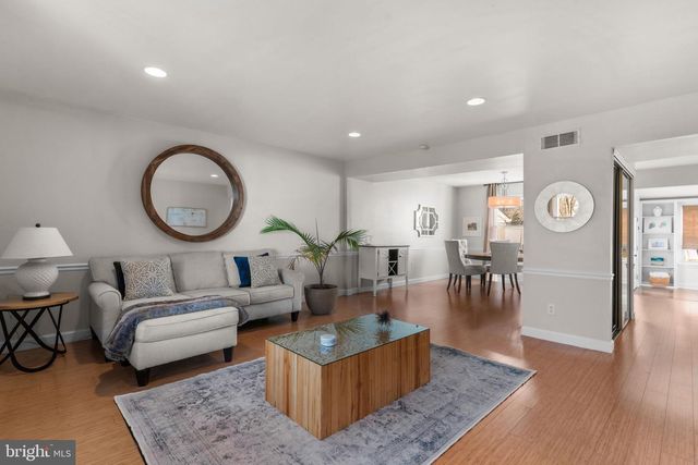 105 S TIMBER RD, Southampton, PA 18966