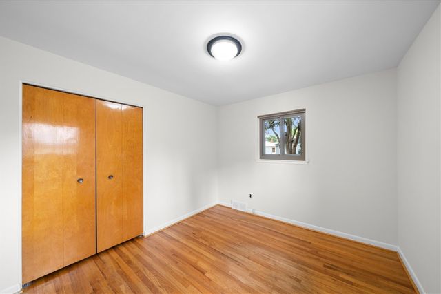 30906 Roycroft Street, Livonia, MI 48154