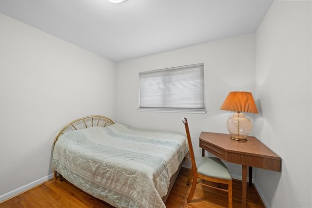 30906 Roycroft Street, Livonia, MI 48154
