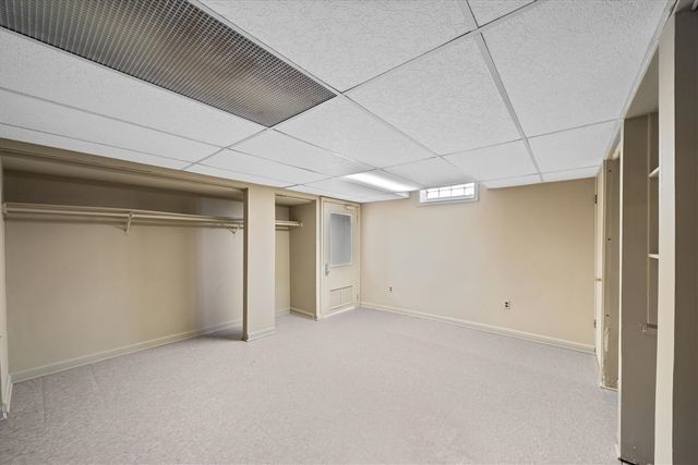 30906 Roycroft Street, Livonia, MI 48154