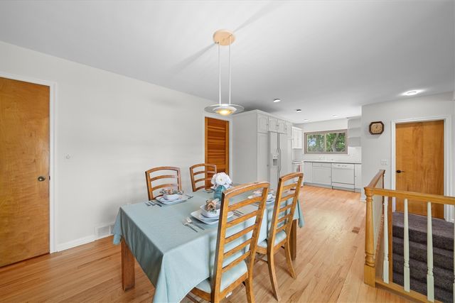 30906 Roycroft Street, Livonia, MI 48154
