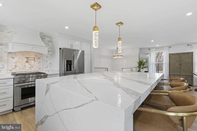 1 HIGHVIEW RD, Conowingo, MD 21918