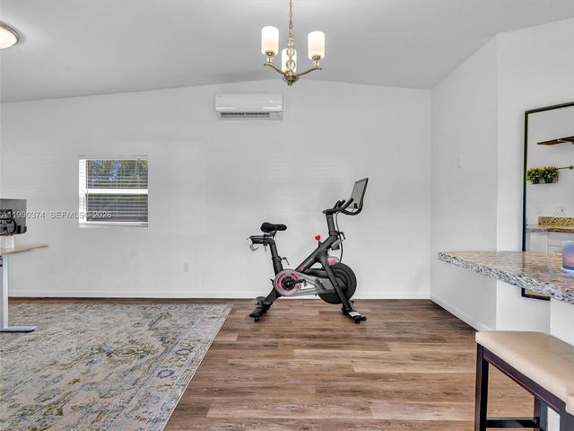 14051 SW 15th Ct, Davie, FL 33325