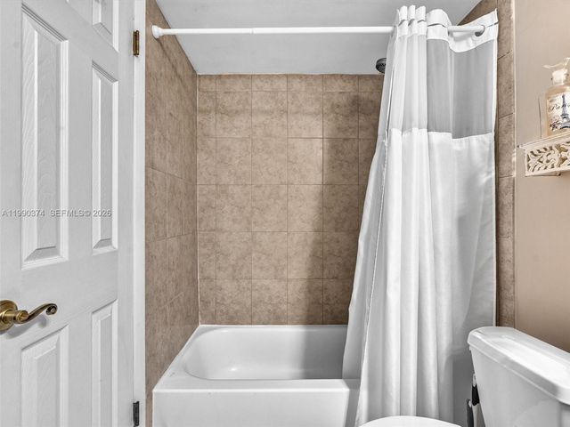 14051 SW 15th Ct, Davie, FL 33325