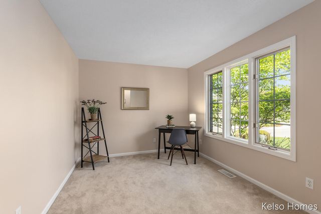 2009 Bryceway Court, Grand Rapids, MI 49505