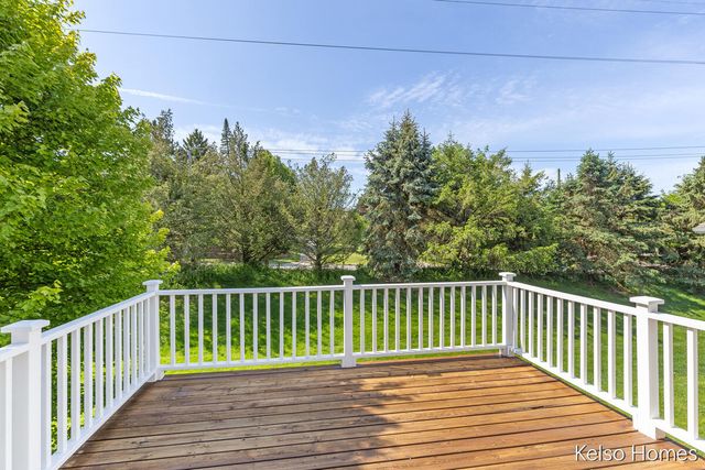 2009 Bryceway Court, Grand Rapids, MI 49505