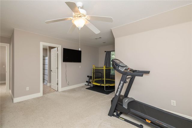 1204 SW Edinburgh Avenue, Bentonville, AR 72713