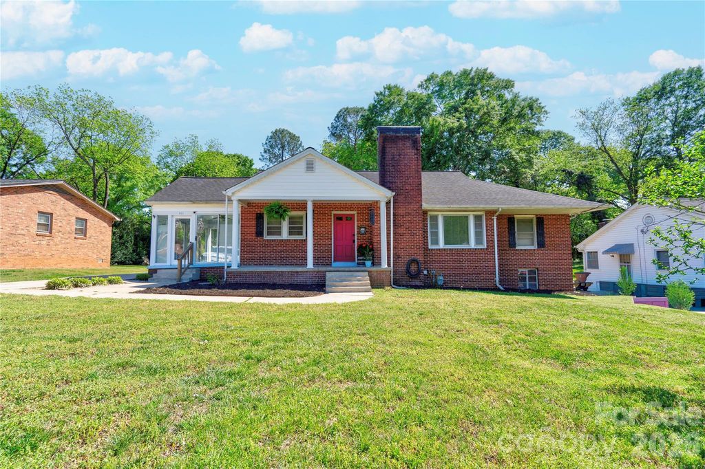 511 W Sumter Street, Shelby, NC 28150