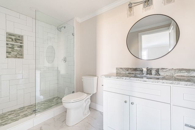 32 Pasture Hill Road, Plymouth, MA 02360