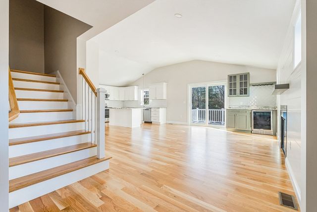 32 Pasture Hill Road, Plymouth, MA 02360