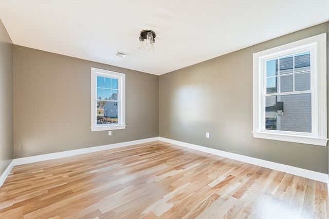 32 Pasture Hill Road, Plymouth, MA 02360