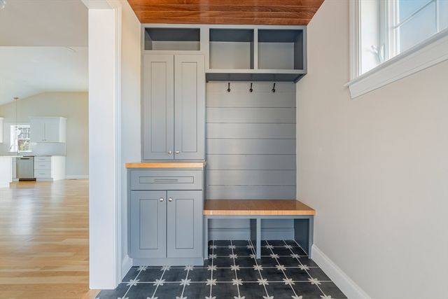 32 Pasture Hill Road, Plymouth, MA 02360