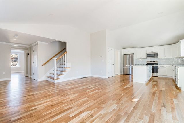 32 Pasture Hill Road, Plymouth, MA 02360