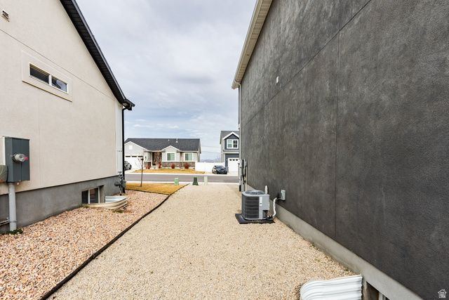 1219 S RAINTREE LN, Santaquin, UT 84655