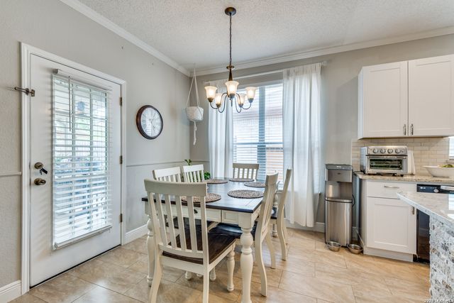 17112 Jigsaw Pathway, Round Rock, TX 78664