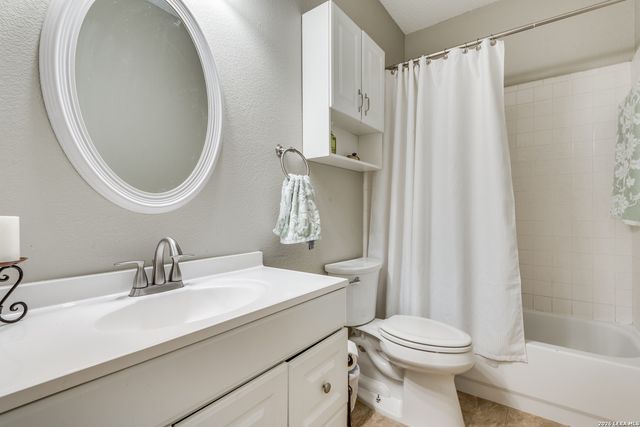 17112 Jigsaw Pathway, Round Rock, TX 78664