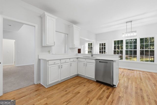 2410 Alexander Lake Drive SW, Marietta, GA 30064