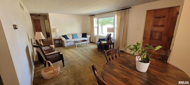 3221 PEACH Street, Mt Vernon, IL 62864