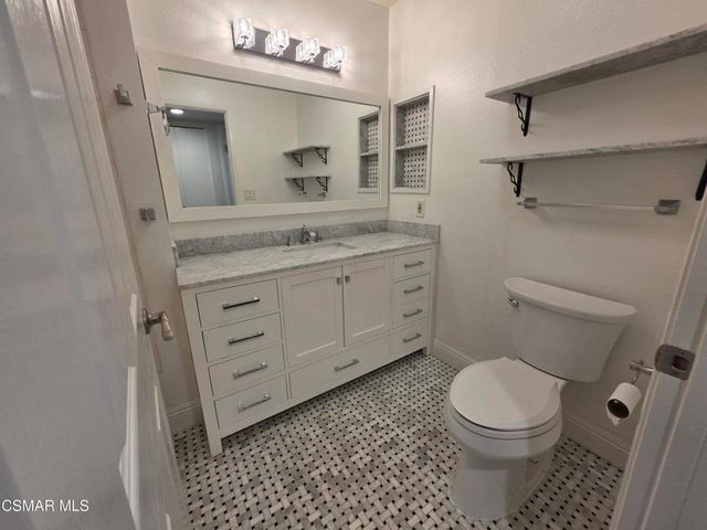 624 Thoreau Lane, Ventura, CA 93003