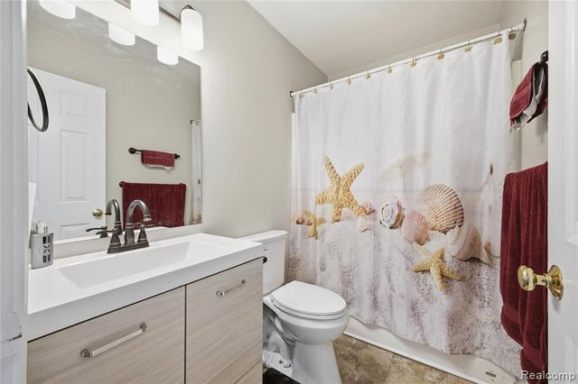 6015 Edmund Street, Romulus, MI 48174