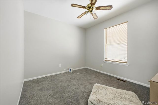 6015 Edmund Street, Romulus, MI 48174