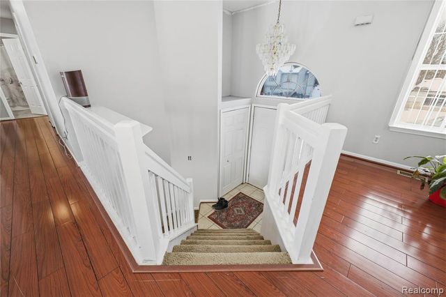 6015 Edmund Street, Romulus, MI 48174