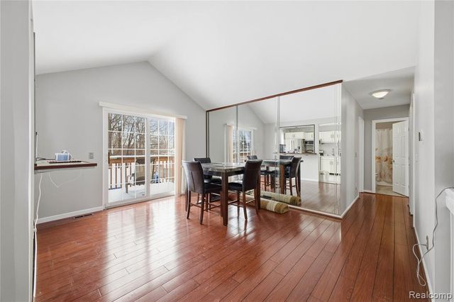 6015 Edmund Street, Romulus, MI 48174