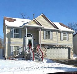 6015 Edmund Street, Romulus, MI 48174