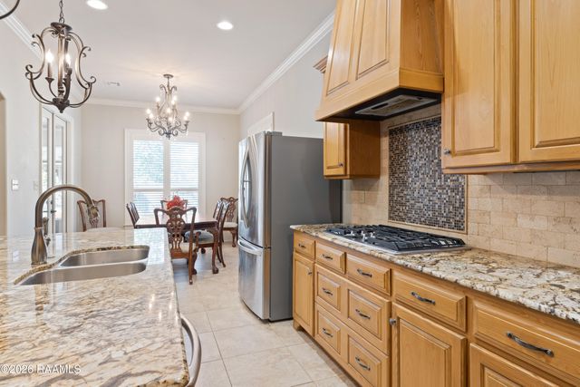 221 Ardenwood Drive, Lafayette, LA 70508