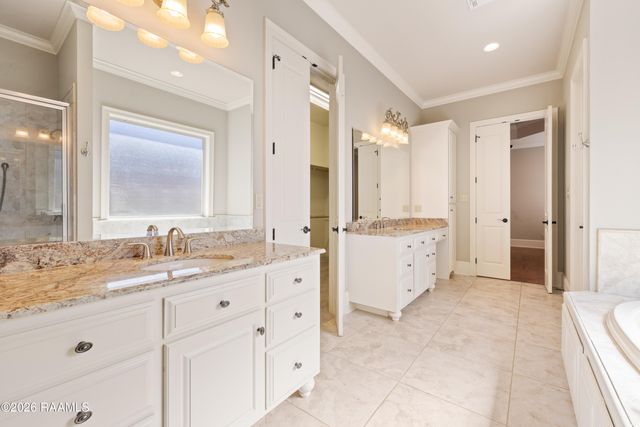 221 Ardenwood Drive, Lafayette, LA 70508