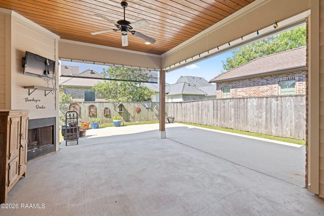 221 Ardenwood Drive, Lafayette, LA 70508