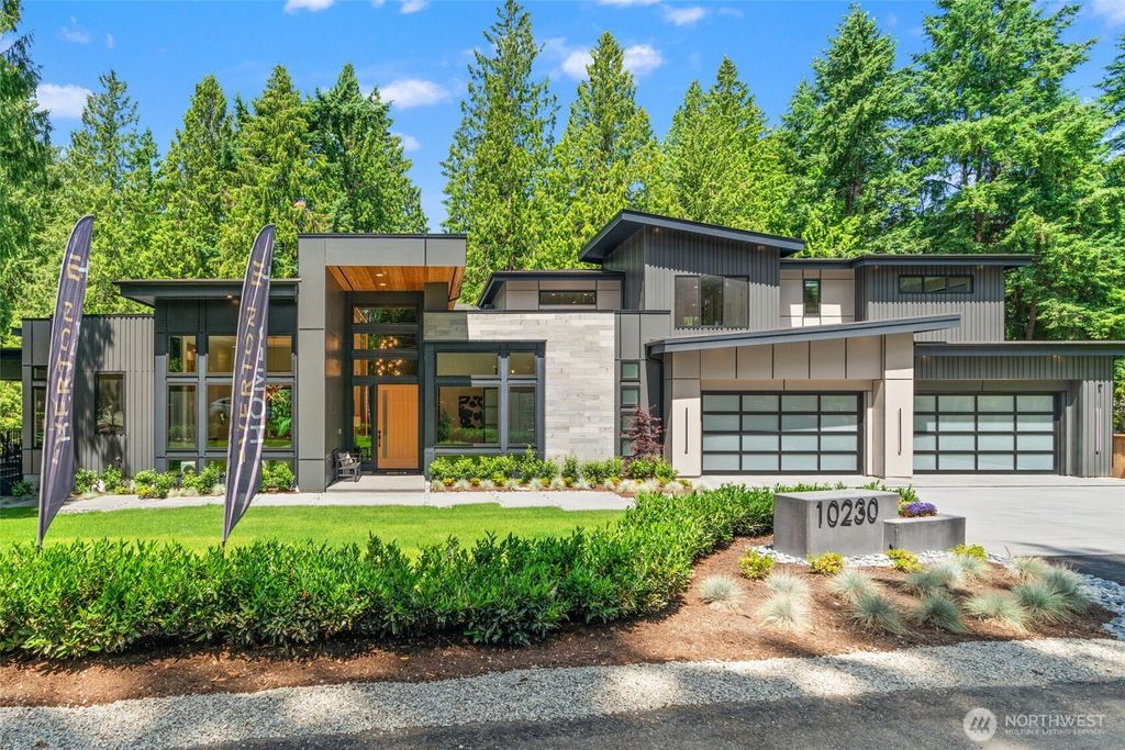 10230 SE 13th Place, Bellevue, WA 98004