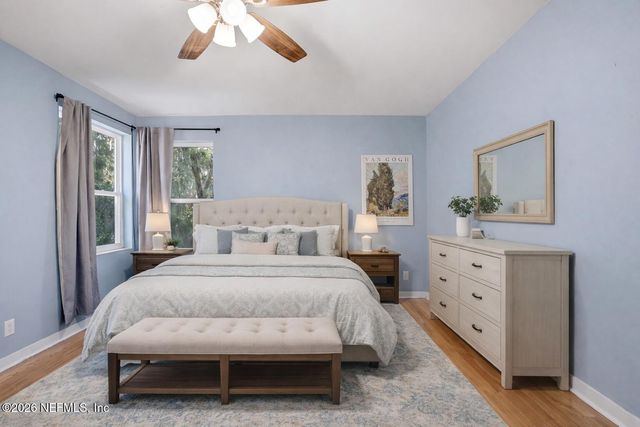 10227 LAKEVIEW Road W, Jacksonville, FL 32225