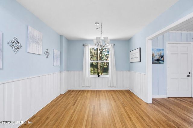 10227 LAKEVIEW Road W, Jacksonville, FL 32225