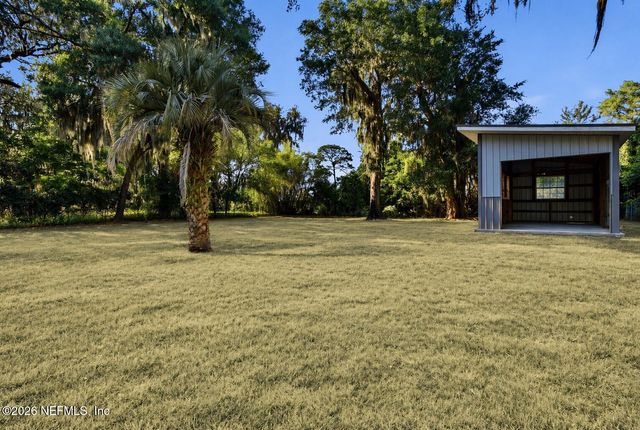 10227 LAKEVIEW Road W, Jacksonville, FL 32225